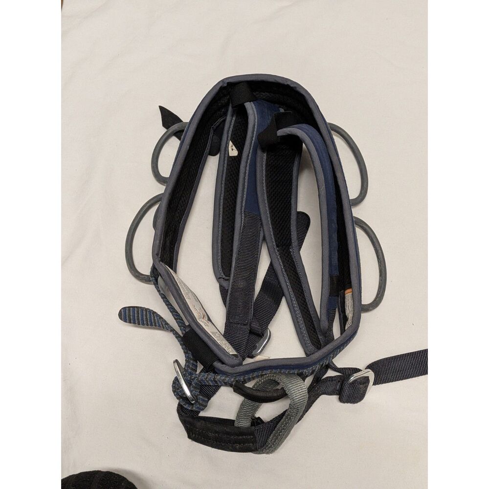 Black Diamond Momentum AL Blue Harness Medium